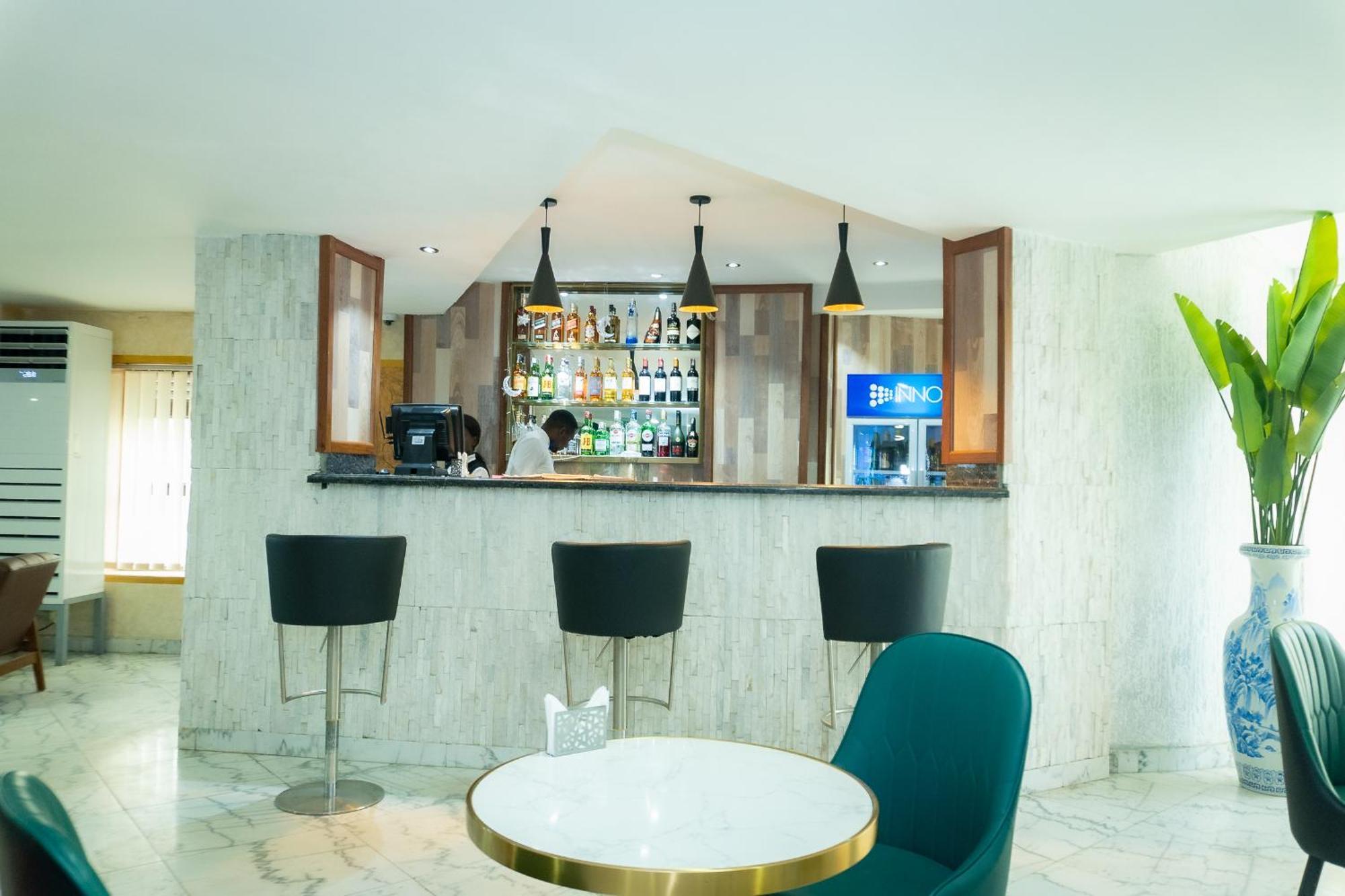 Hotel Le Figaro Douala Eksteriør billede
