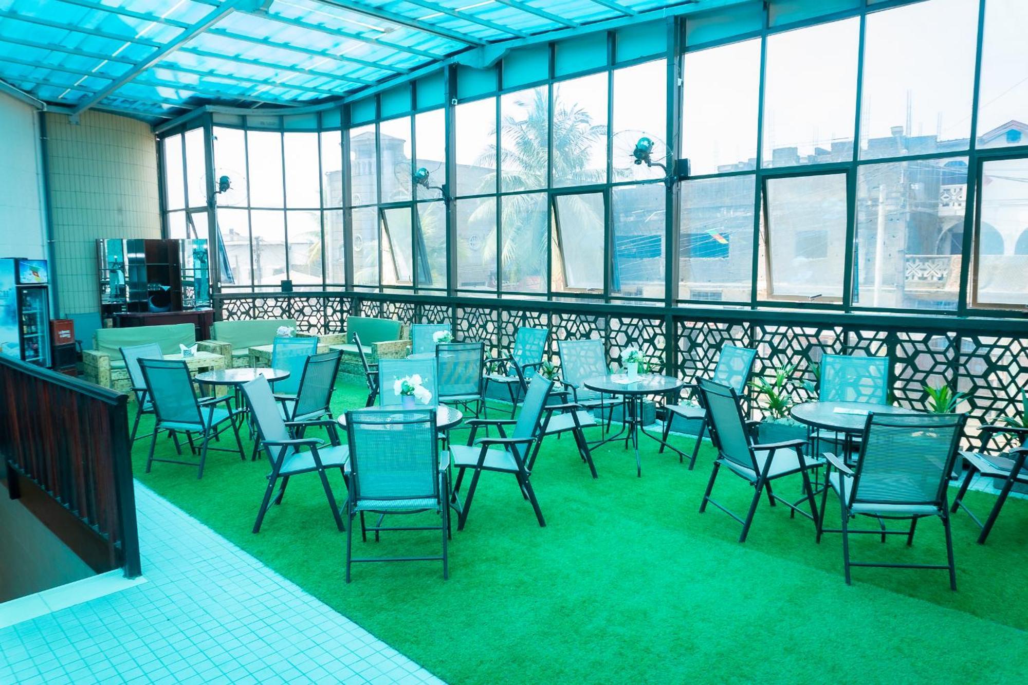 Hotel Le Figaro Douala Eksteriør billede